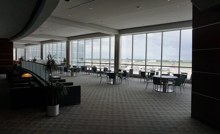 List of Top Airport Lounges in Dallas Fort Worth International Airport