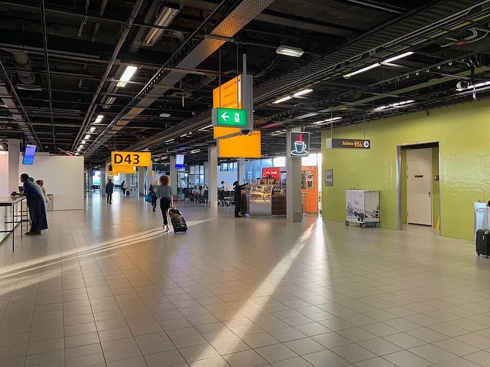 Top 10 busiest airport in netherlands