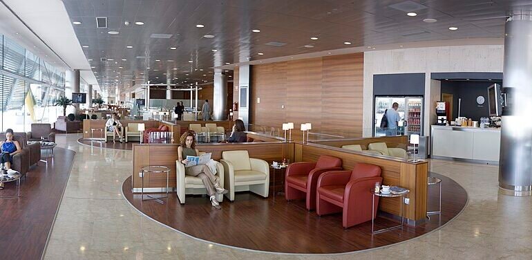 Top Airport Lounges at Adolfo Suárez Madrid-Barajas Airport