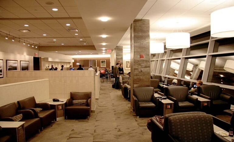 Top 8 Airport Lounges in Denver International Airport (DEN)