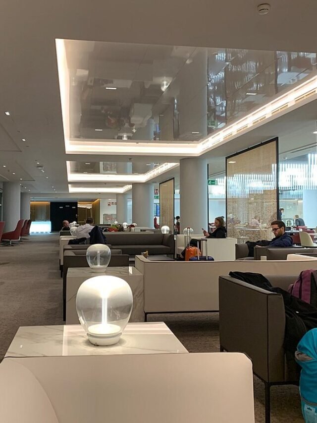 Top 8 Lounges at Barcelona El Prat Airport